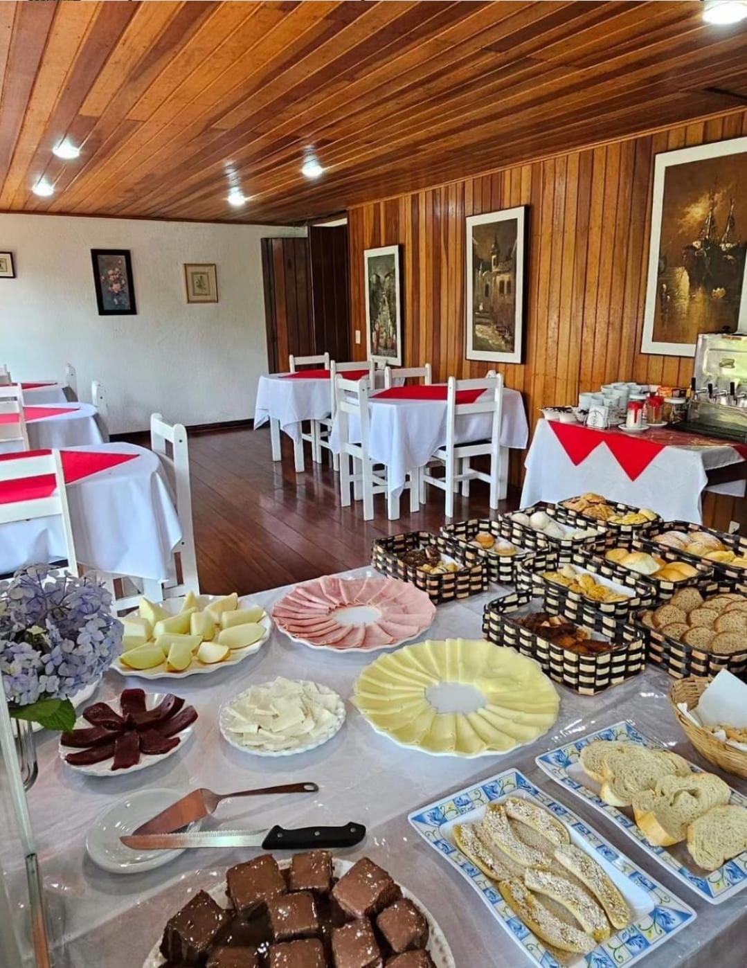 Pousada Atalaia Capivari Campos do Jordão Екстериор снимка